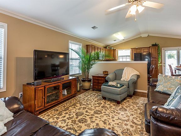 3rd image of 4704 Orlando Ct