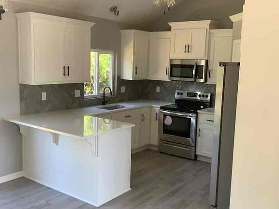 4th image of 205 Tanner Dr