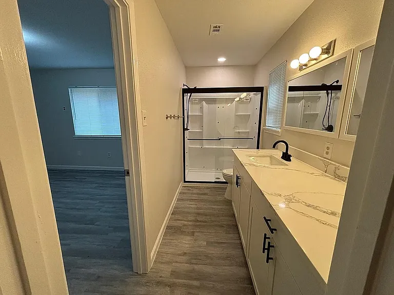 510 Alliance St — Photo 10