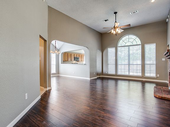 5th image of 7917 Kern Ln