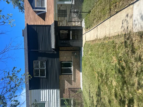 9513 S Merrion Ave, Chicago, IL 60617