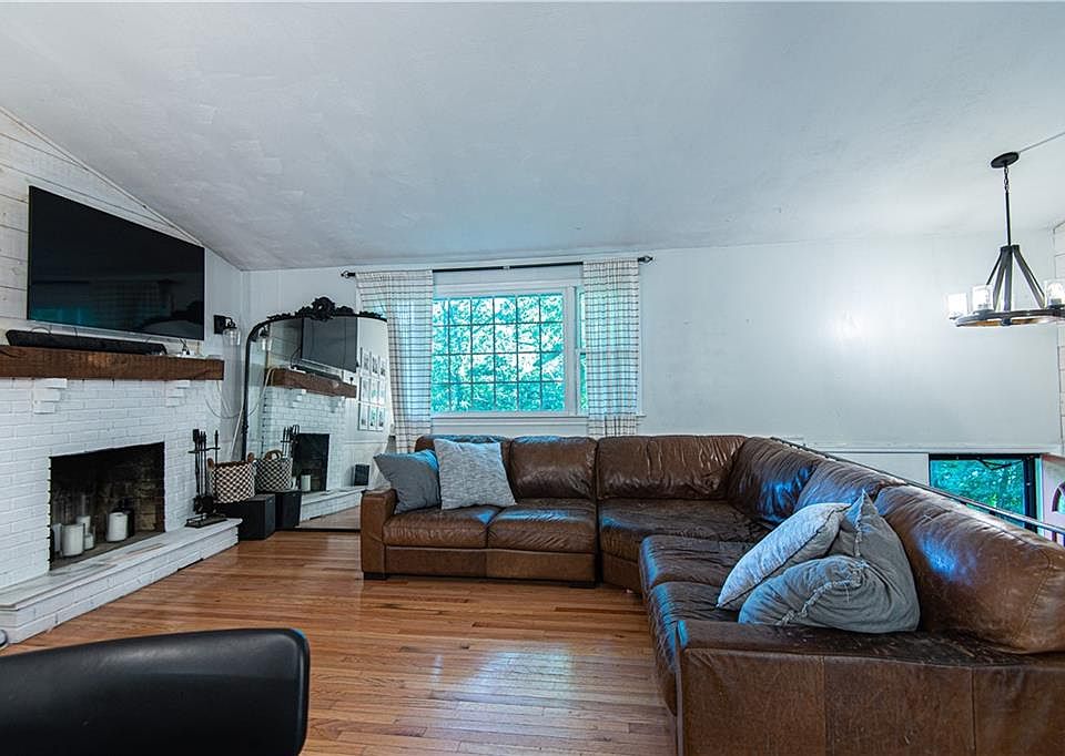 941 Cowesett Rd, Warwick, RI 02886 Zillow