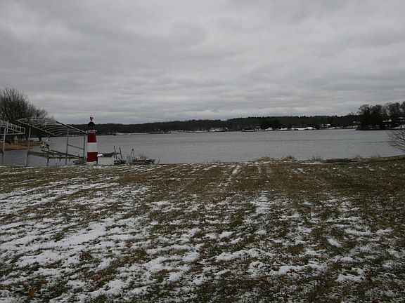 4th image of 61958 W Shore Dr
