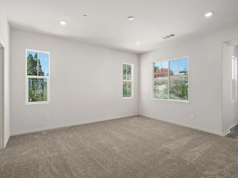 1523 Wingwood Ln — Photo 12