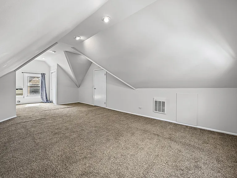 311 Park Ave #2 — Photo 21