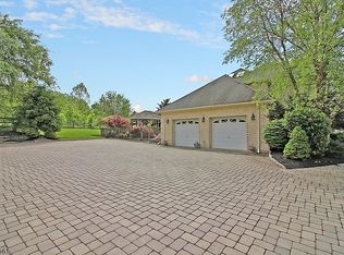 1 Argonne Farm Dr, Bridgewater, NJ 08807