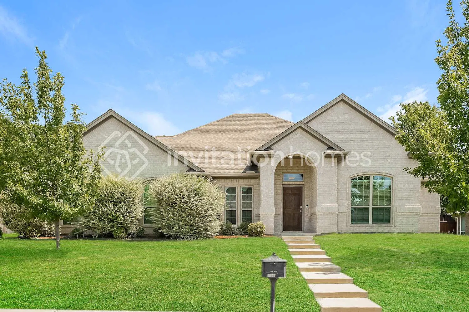 2321 Trace Ridge Dr Weatherford, TX 76087 — Photo 1