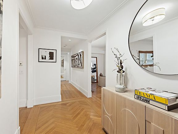 5th image of 40 E 66th St #2C