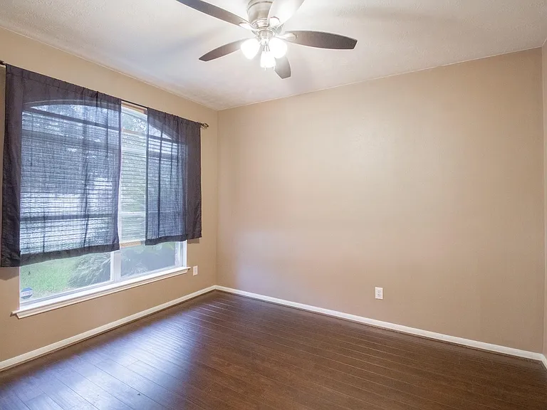 6126 Menor Crest Dr — Photo 15