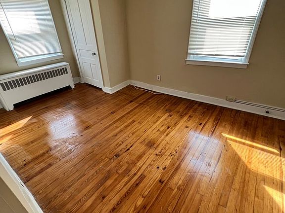 3rd image of 340 Wood St Floor 2
