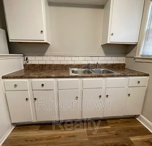 3583 Watauga Ave — Photo 7