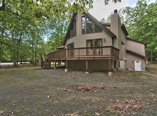 103 Tanager Rd, Lackawaxen, PA 18435