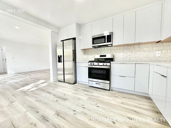 2nd image of 816 N Edinburgh Ave #2A