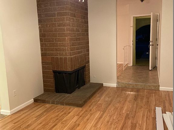 2nd image of 2 Kent Ct