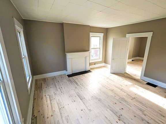 5th image of 1215 Laidlaw Ave #2