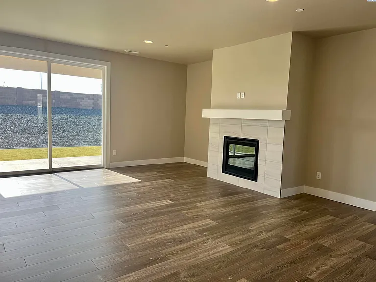 4369 Lolo Way — Photo 5