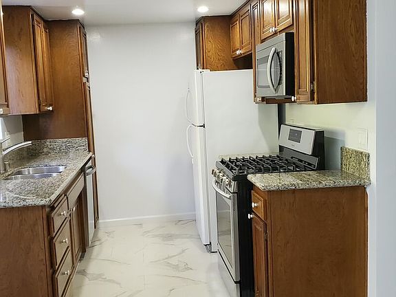 2nd image of 2212 S Bentley Ave #8