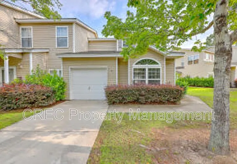 184 Grand Oaks Dr — Photo 1