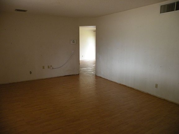 2nd image of 659 N STANDAGE Street