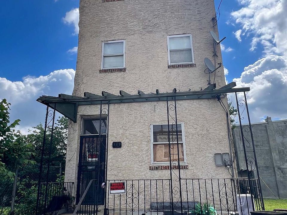 2nd image of 809 N Union St