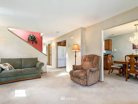 5th image of 7018 S Yakima Avenue