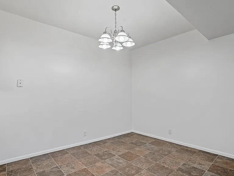 480 E Brandt Ct — Photo 18