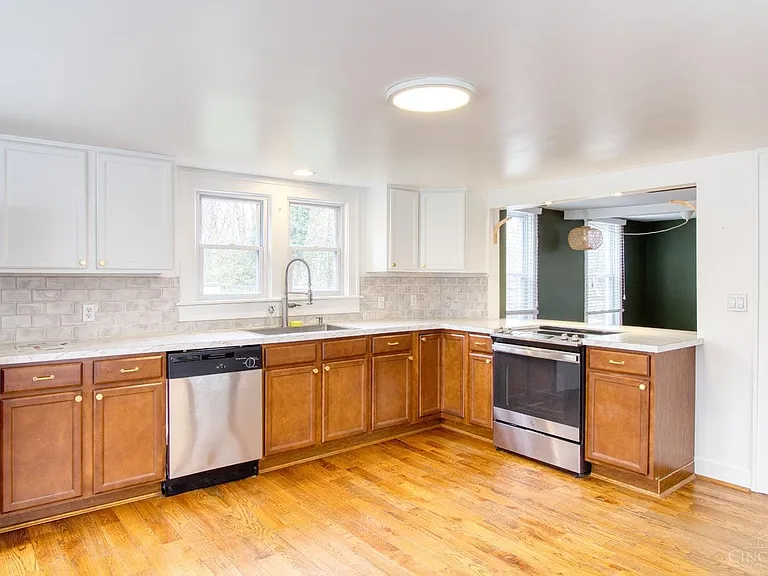 7249 State Rd — Photo 10
