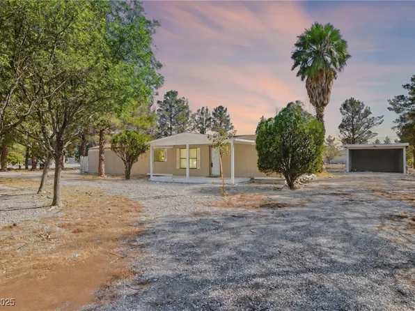 1421 W Irons St, Pahrump, NV 89048