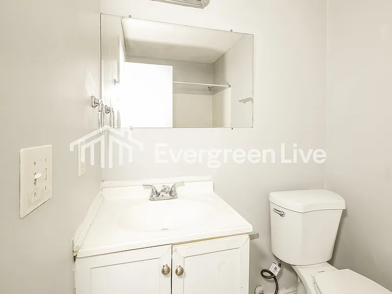 225 Oak Glenn Dr — Photo 7