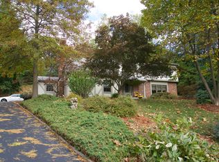 20 Jardine Ct, Morris Plains, NJ 07950