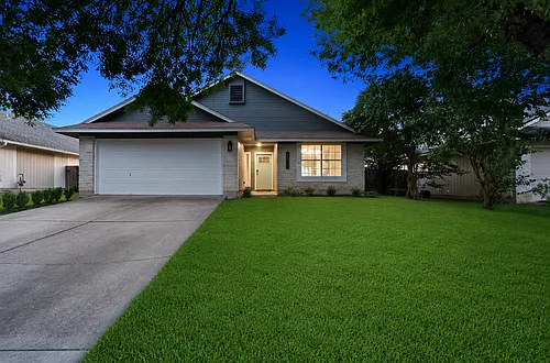 2022 Balsam Way Photo 1