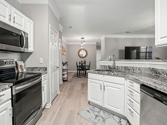 5th image of 1445 Cambridge Lakes Dr #206