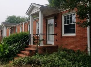 405 Chamberlain St, Raleigh, NC 27607