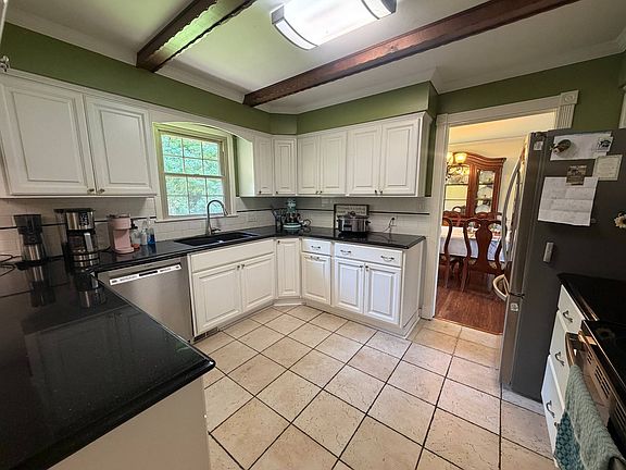 4th image of 113 Northwood Dr
