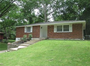 5033 NW 62nd St, Kansas City, MO 64151
