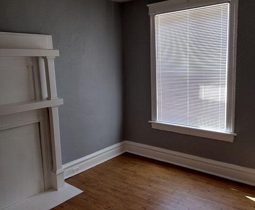 4th image of 4408 Alaska Ave