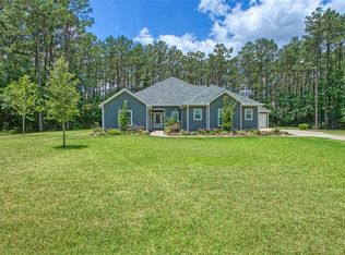17238 Woodforest Dr, Waller, TX 77484