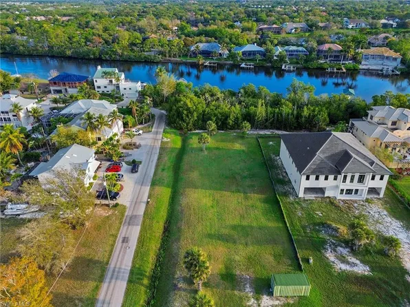 3716 Margina CIR, BONITA SPRINGS, FL 34134