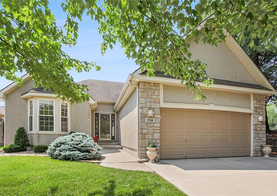 1st image of 2516 Kensington Pl