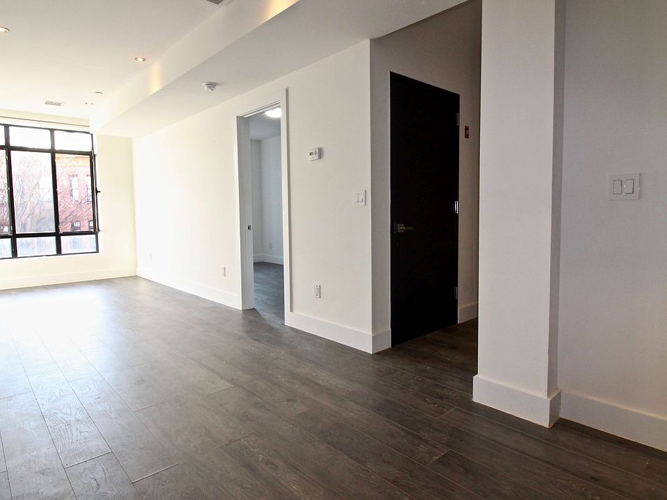 2nd image of 609 Saint Johns Pl