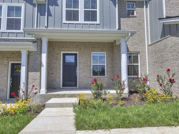 105 Ciara Pl #D, Mooresville, NC 28117