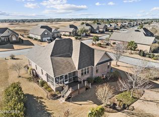 673 Highlands Dr, Hampstead, NC 28443