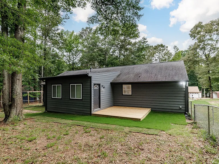 315 Ansley Dr — Photo 38