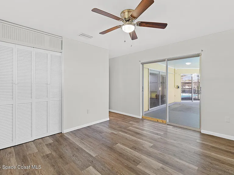 401 Milford Point Dr — Photo 24