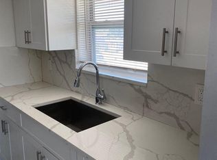 1150 E Sample Rd APT 302, Pompano Beach, FL 33064