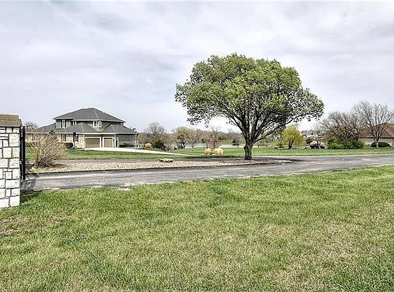 5th image of 27855 Silver Wraith Dr