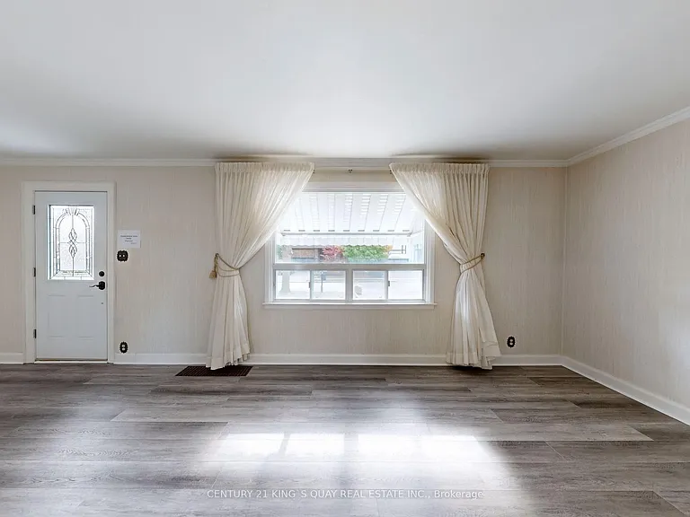 60 Northwood Dr — Photo 6
