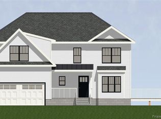 70 Waterview Dr, Newport News, VA 23608