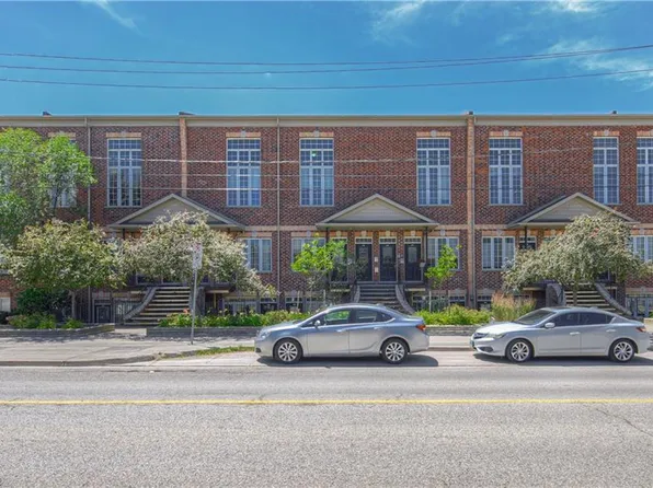 555 King St E #109, Kitchener, ON N2G 2L9