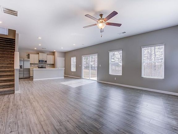 4th image of 2502 Fraggle Roc